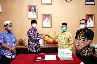 Pemkab Siak Serah Terima Arsip dan Aset Dengan PT Persi